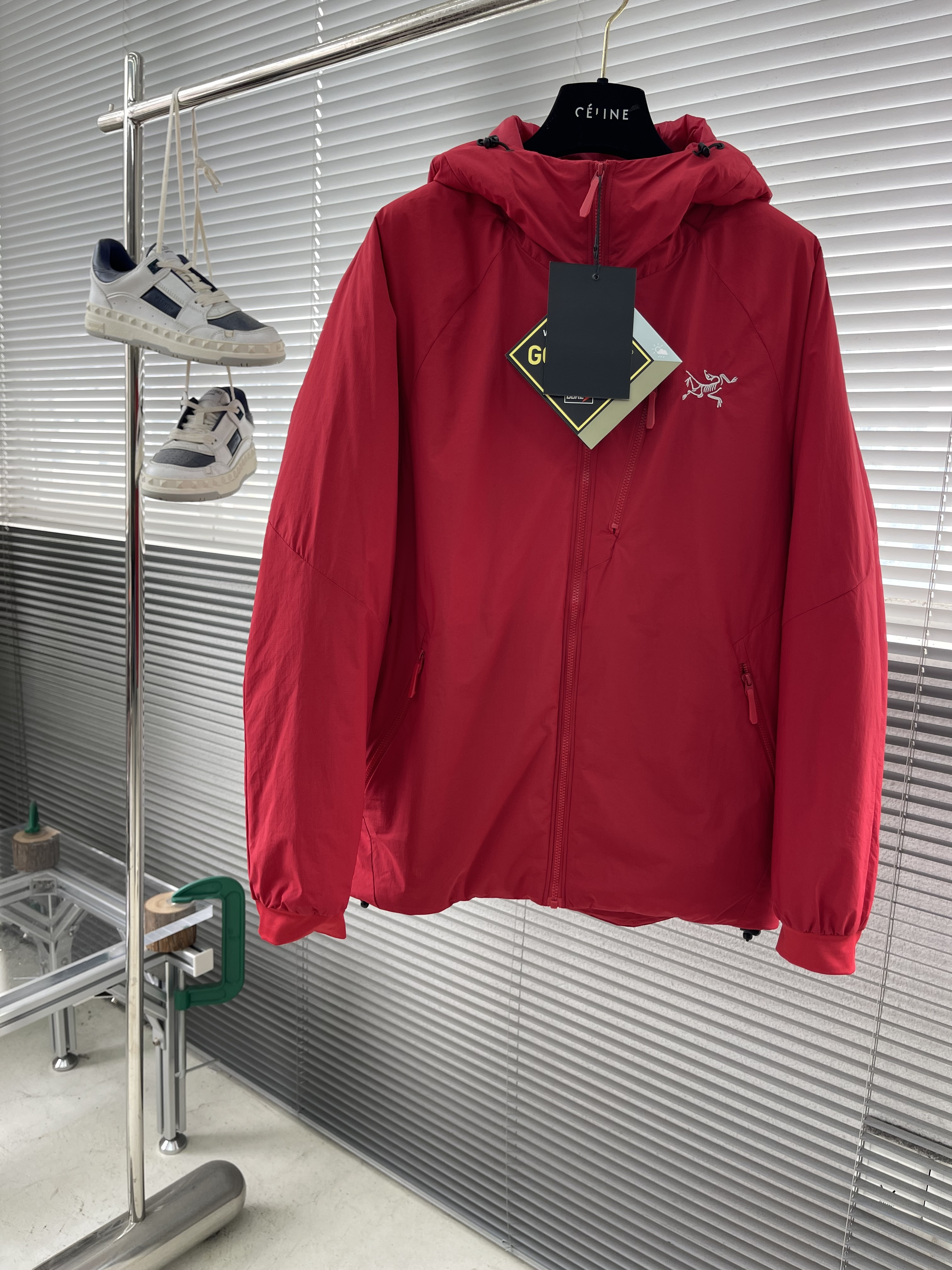 아크테릭스 ARC'TERYX 패딩