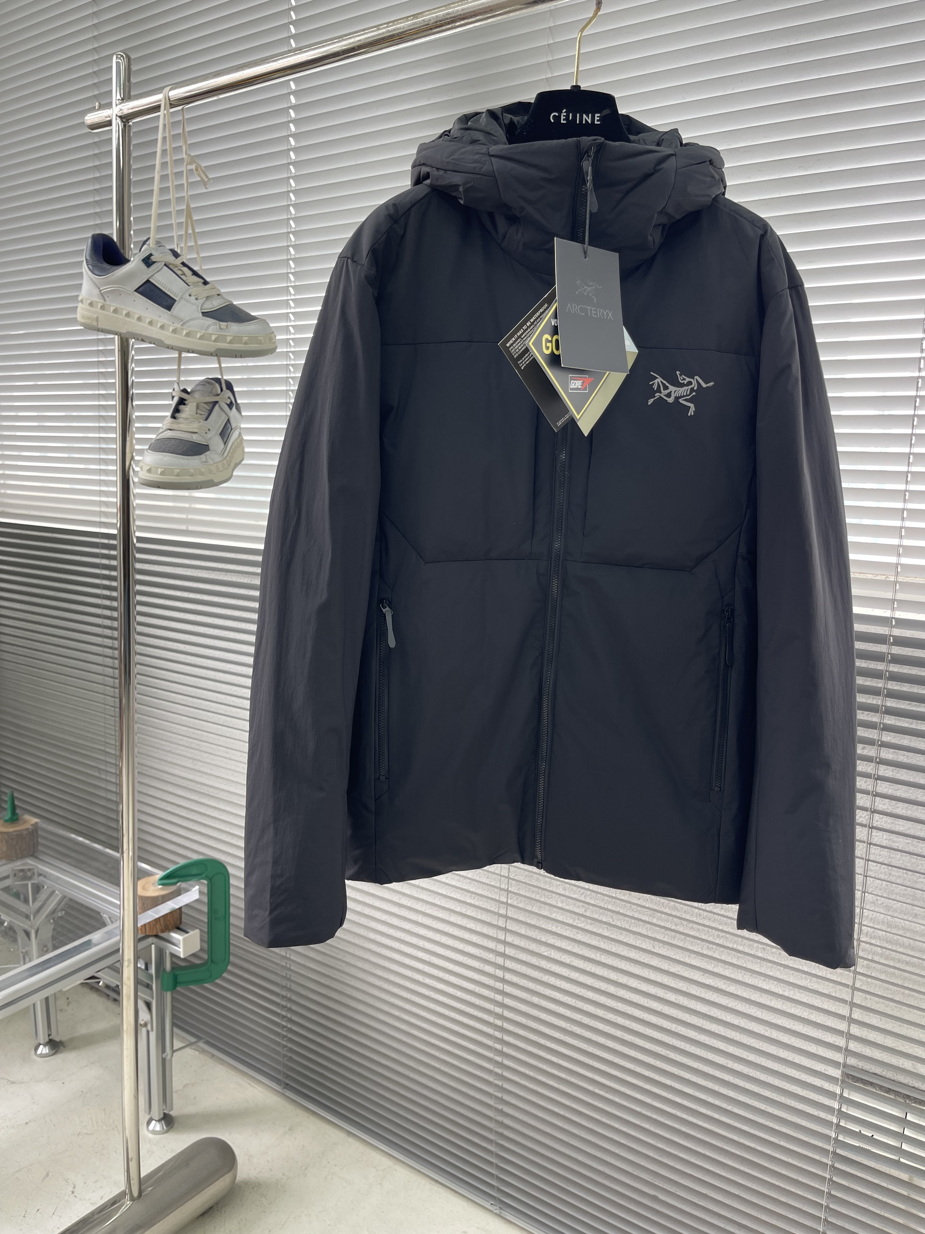 아크테릭스 ARC'TERYX 패딩