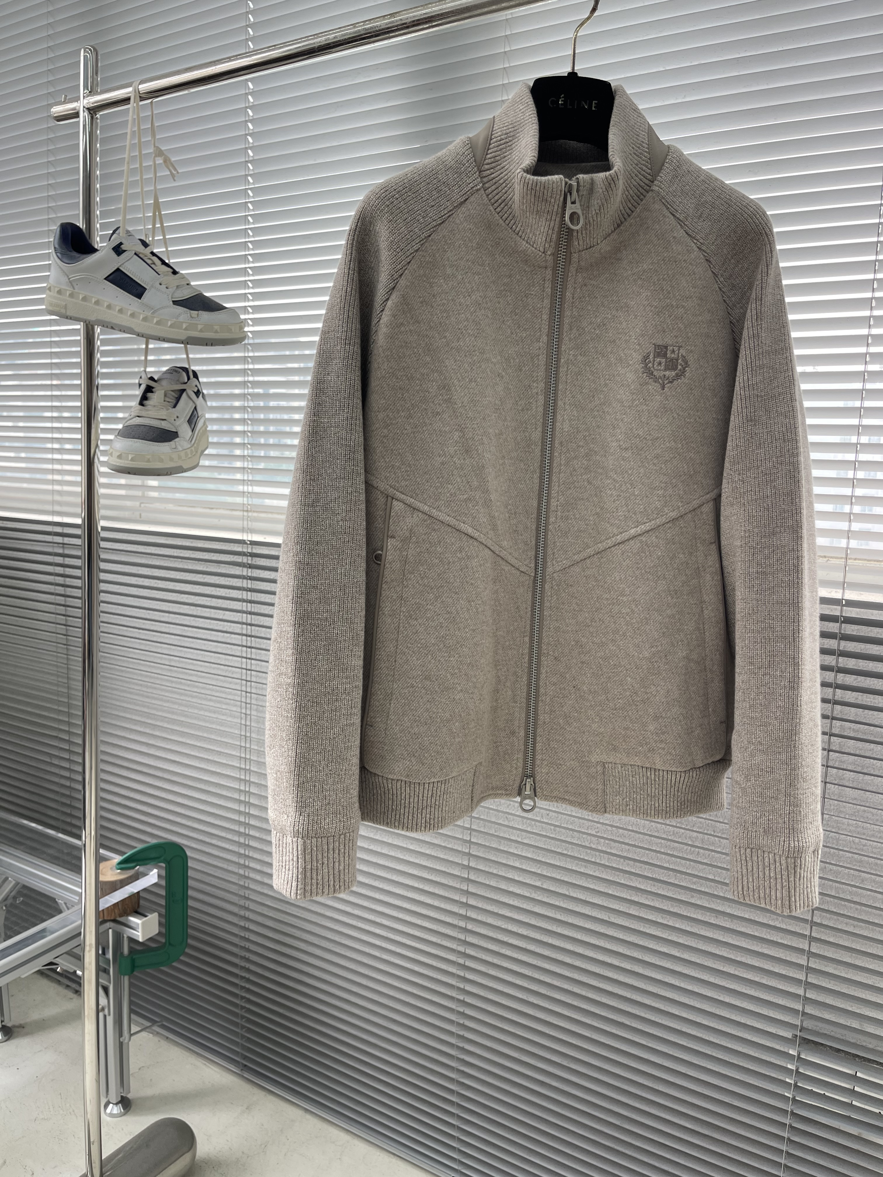 로로피아나 Loro Piana 다운재킷