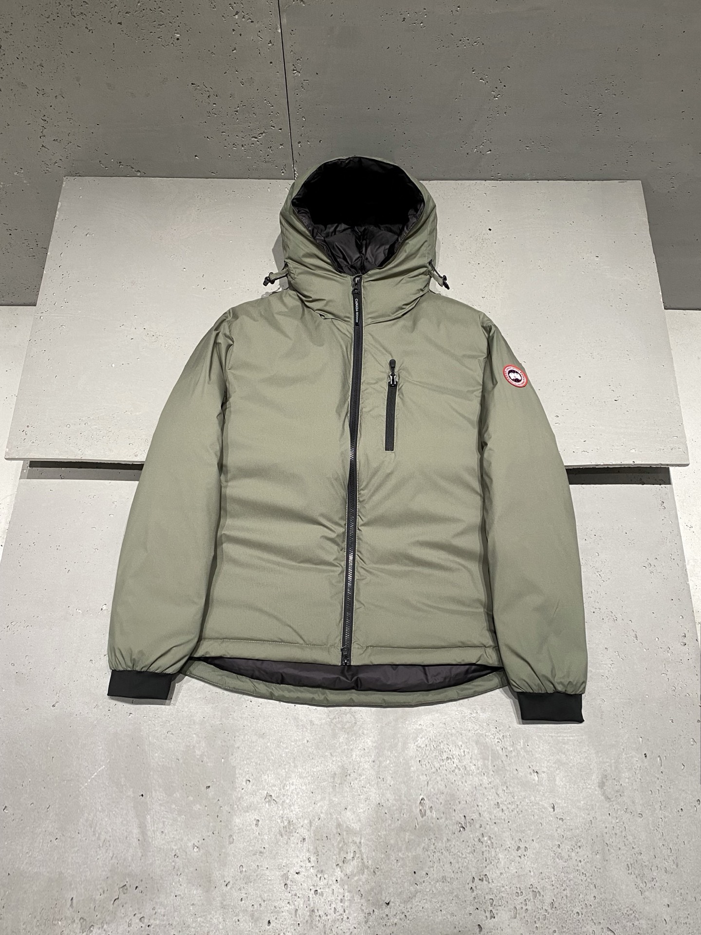 캐나다구스 Canada Goose Lodge 다운재킷