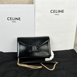 셀린느 Celine 10J733 Wallet on Chain Triomphe in Shiny Calfskin 19cm