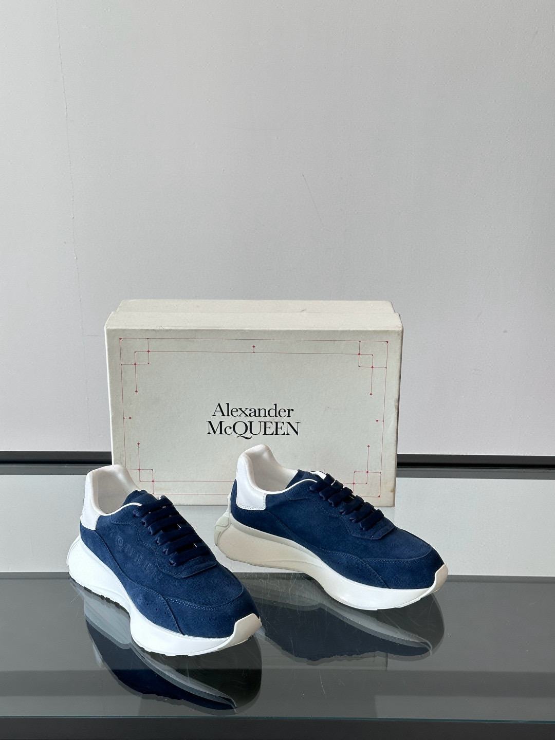 Alexander McQueen 스니커즈