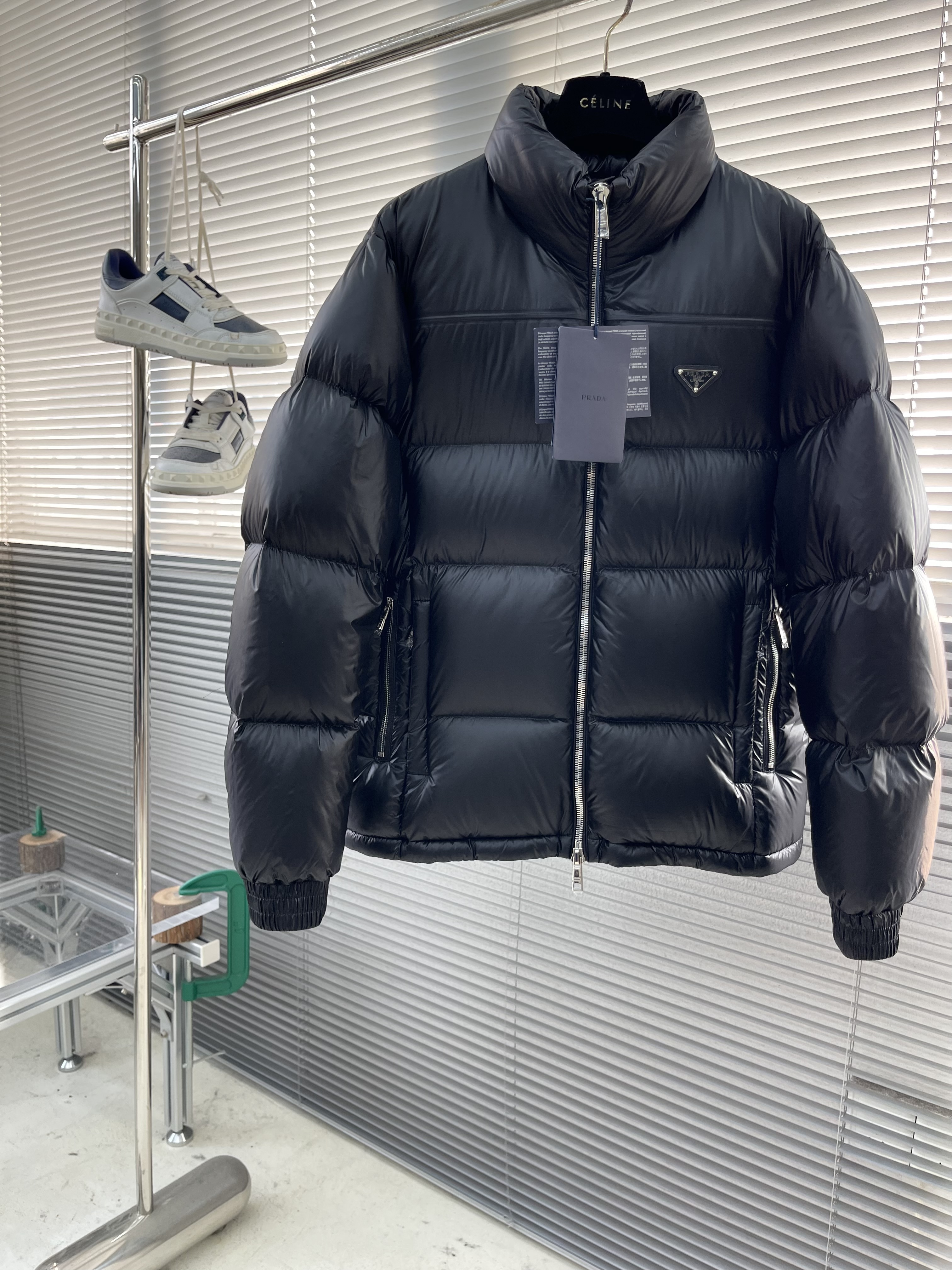 프라다 Prada 다운재킷