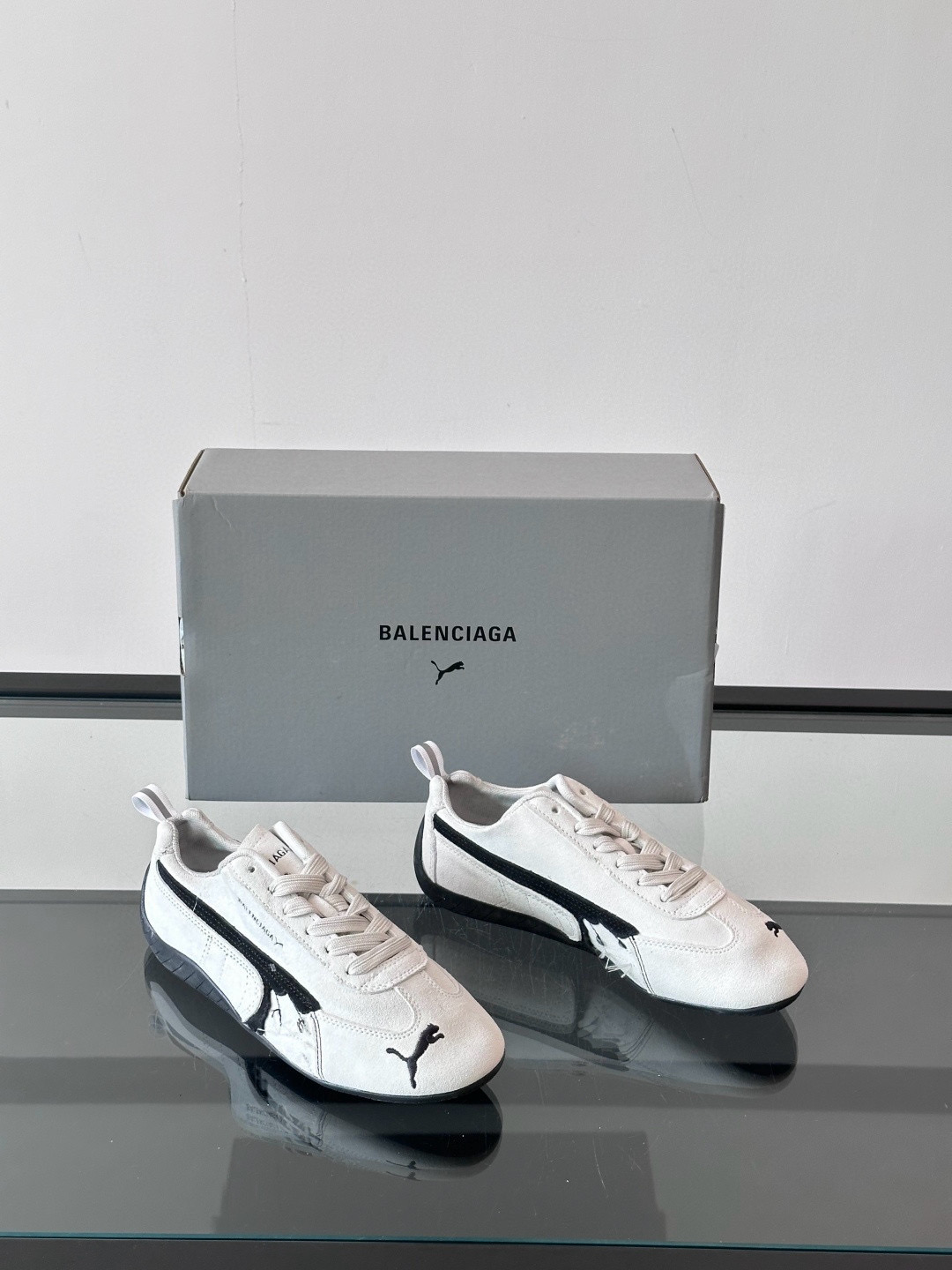 발렌시아가 Balenciaga x Puma 스니커즈
