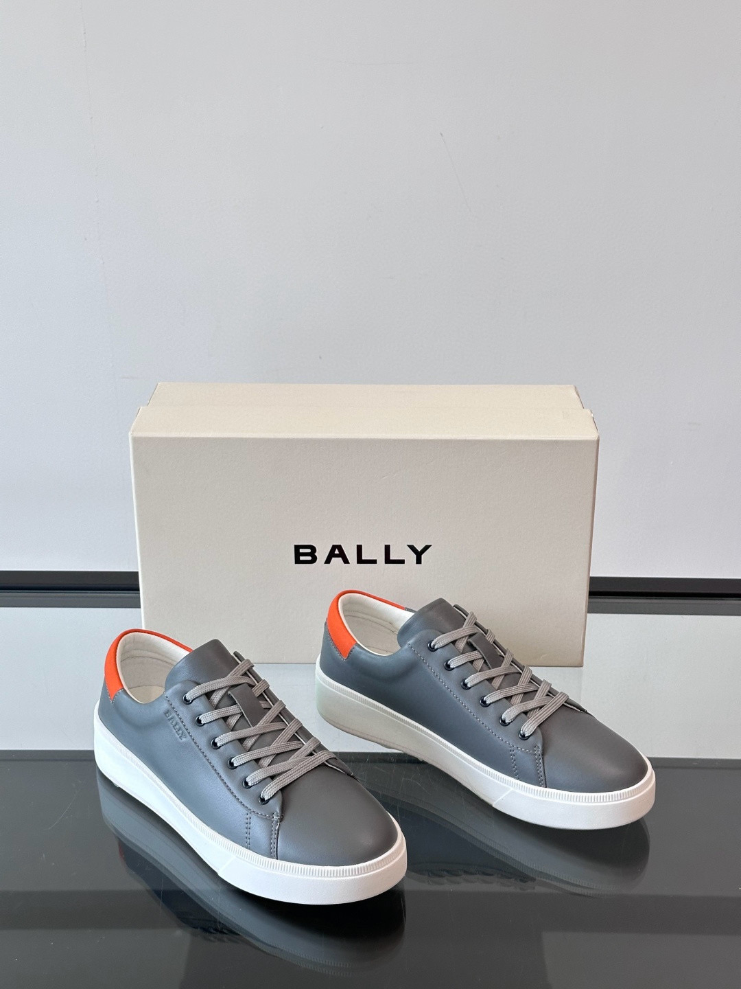 발리 Bally 스니커즈