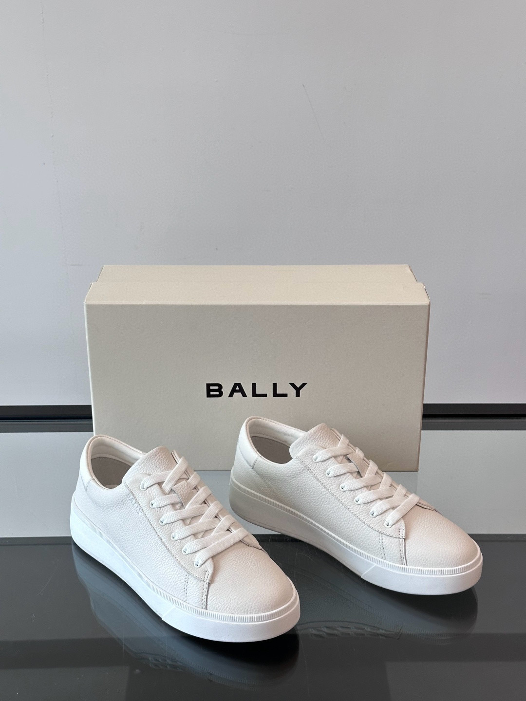 발리 Bally 스니커즈