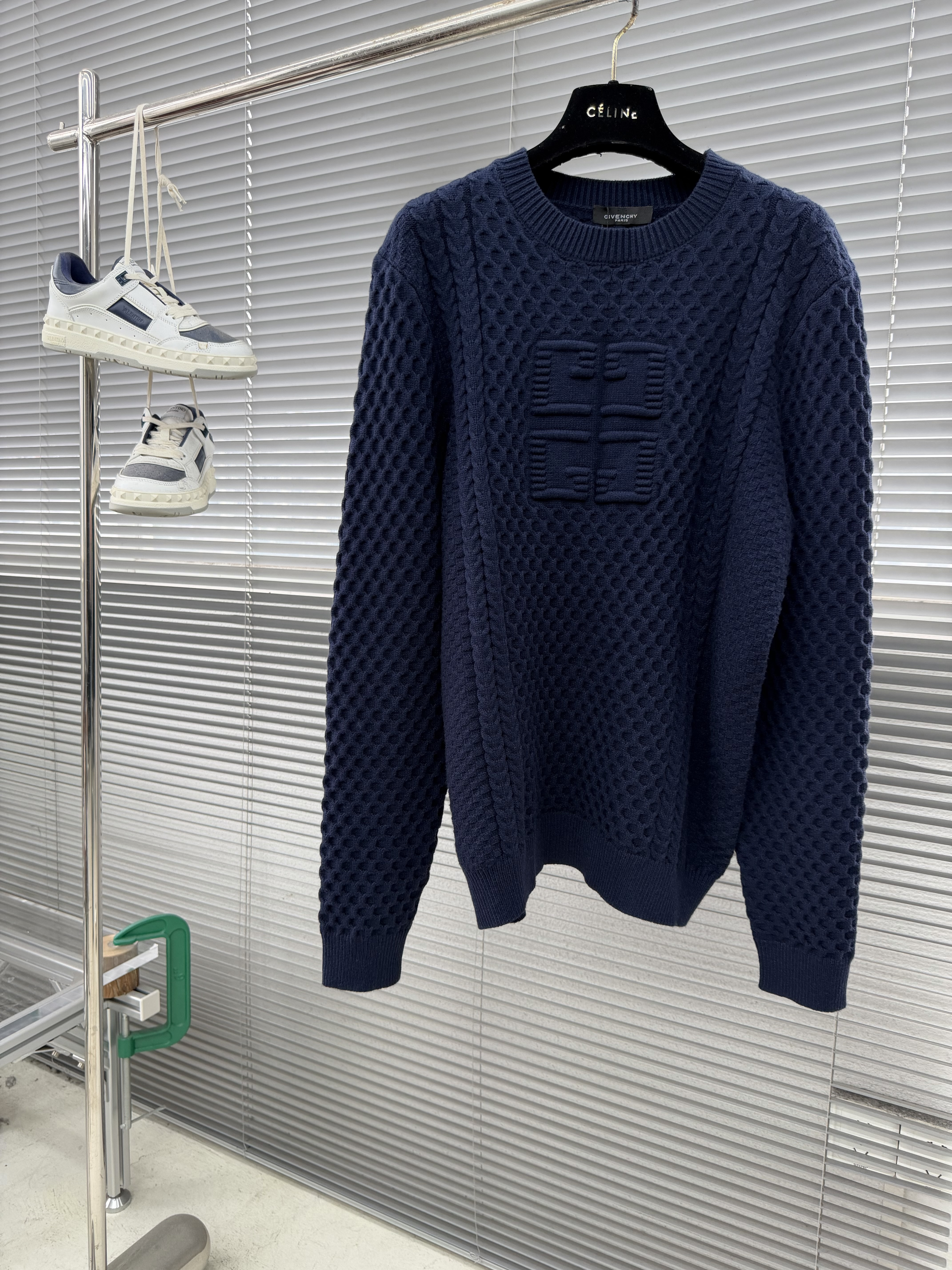 지방시 Givenchy 스웨터