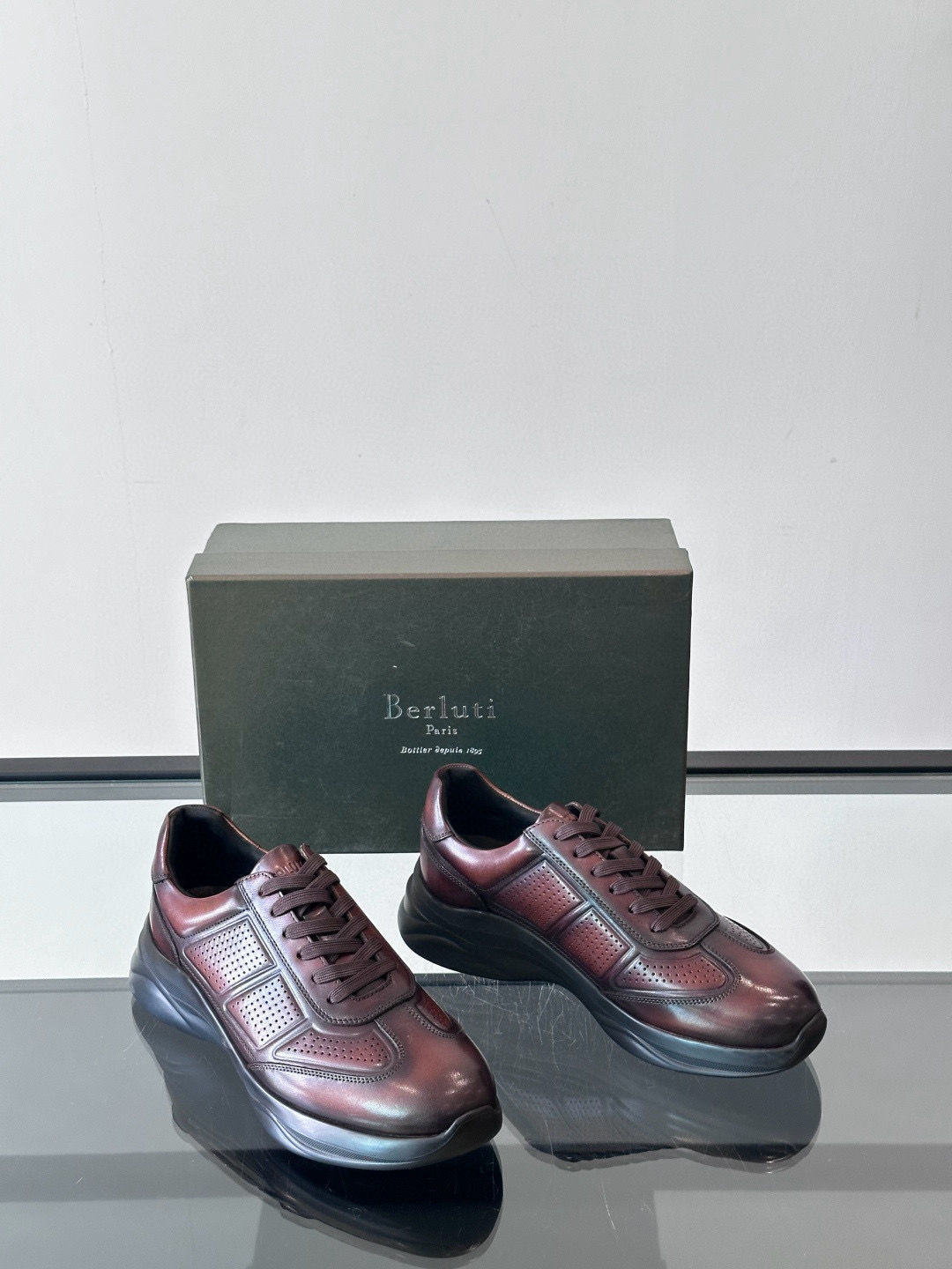 벨루티 Berluti 스니커즈