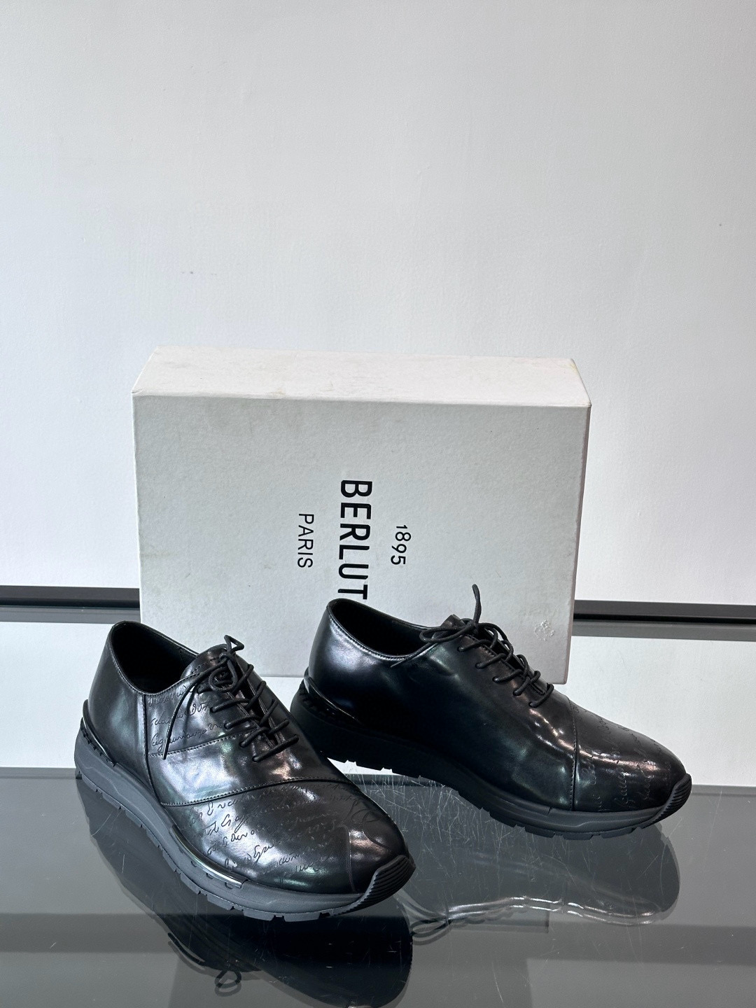 벨루티 Berluti 스니커즈