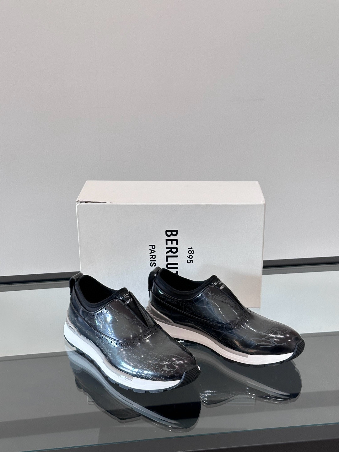 벨루티 Berluti 스니커즈