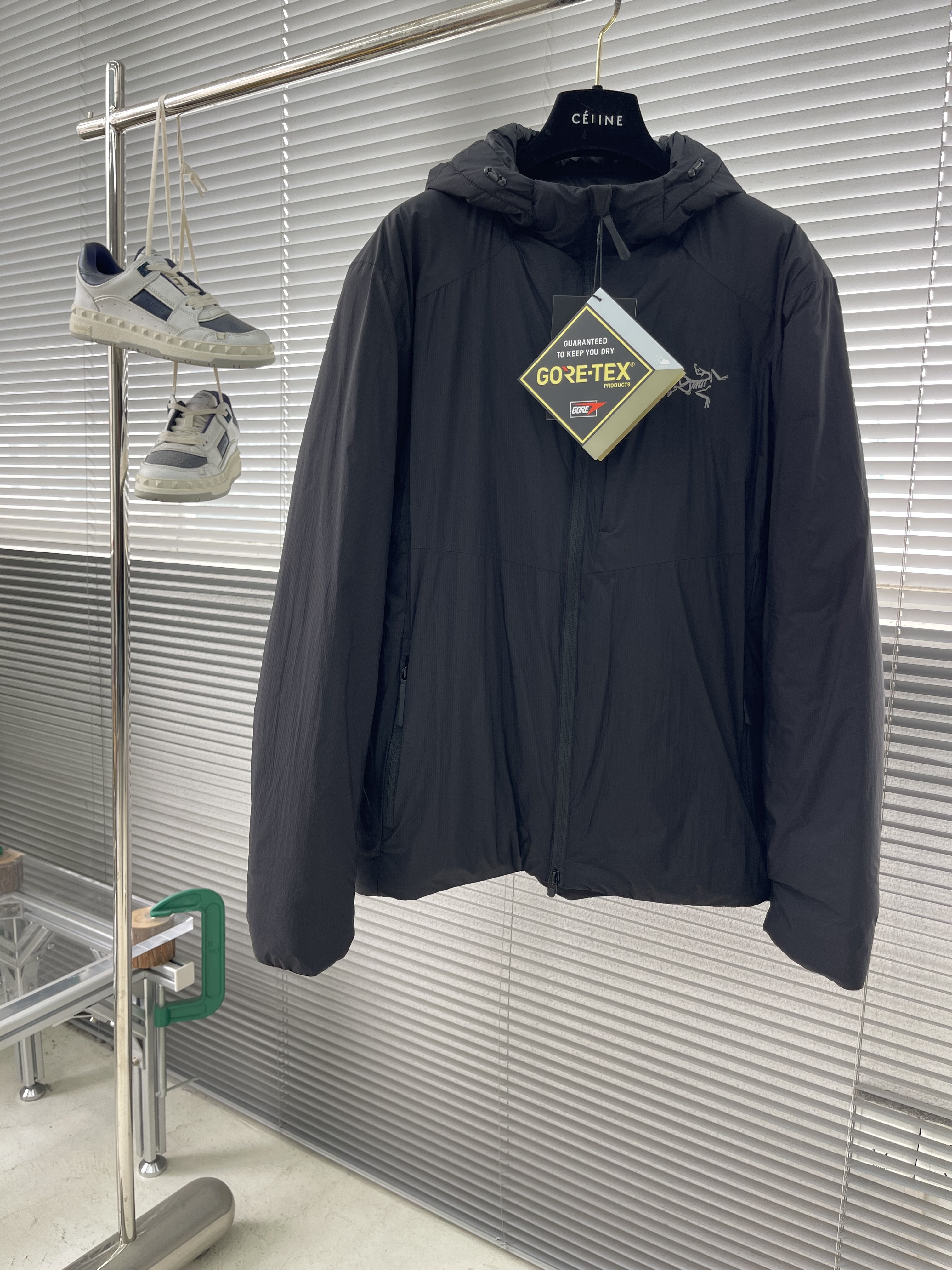 아크테릭스 ARC'TERYX 패딩