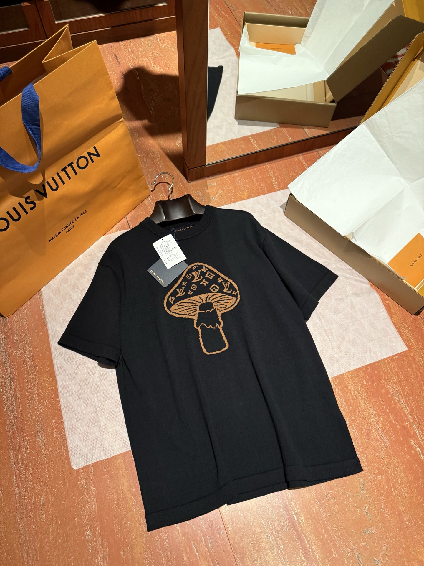 루이비통 Louis Vuitton 반팔 티셔츠