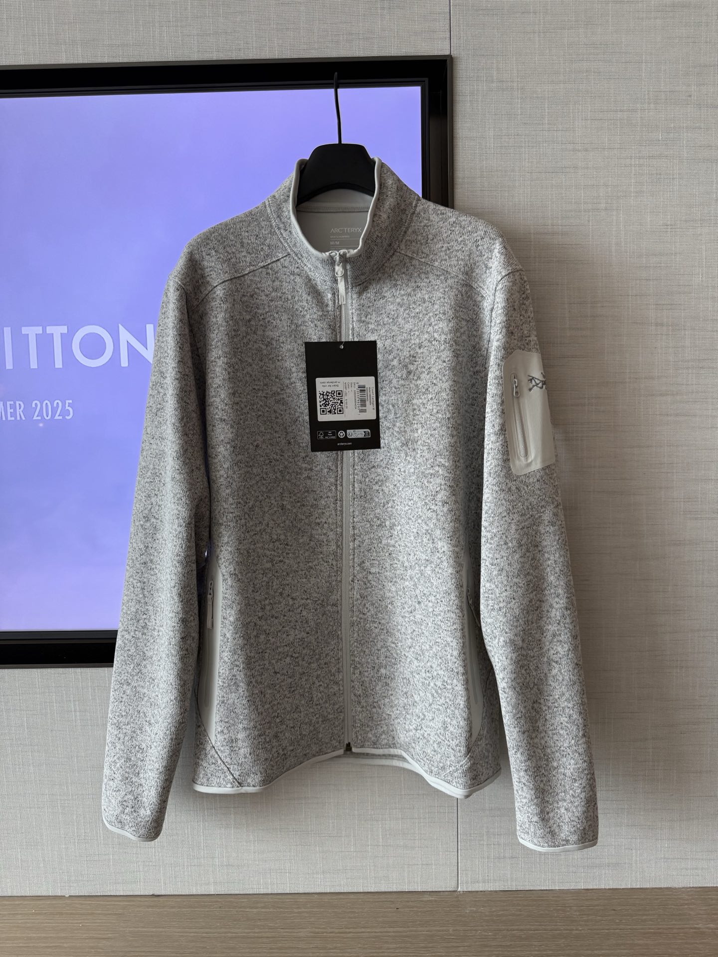 아크테릭스 ARC'TERYX covert 재킷