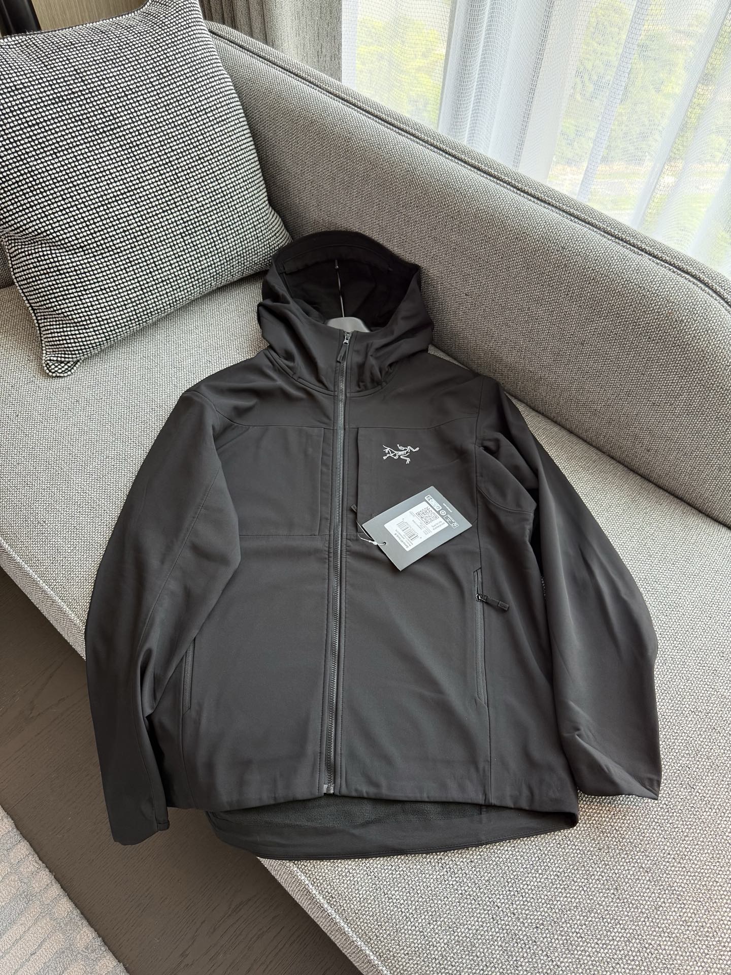 아크테릭스 ARC'TERYX 재킷