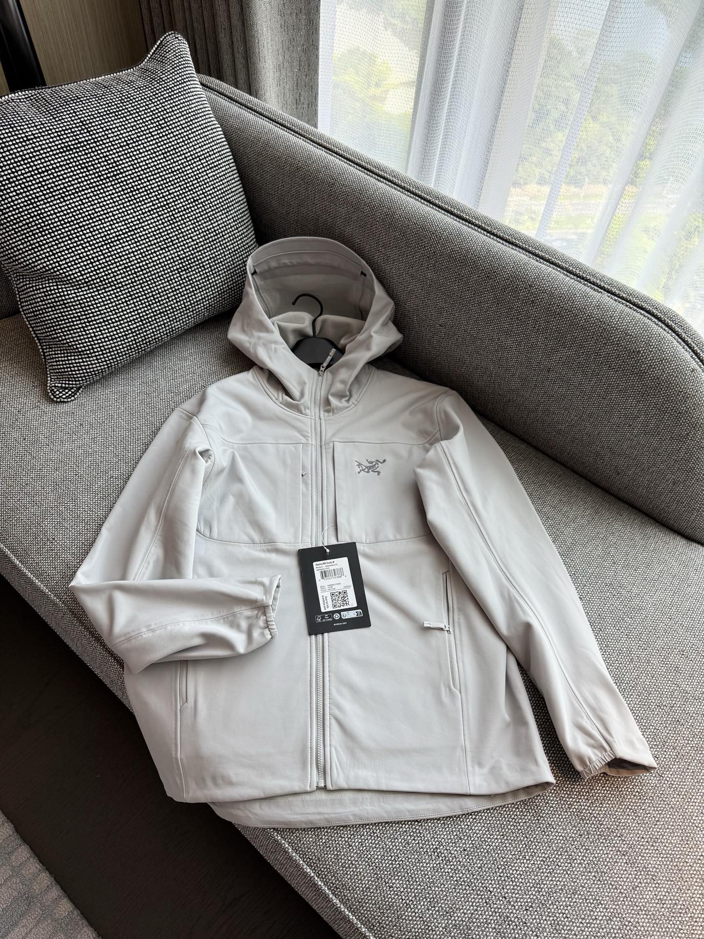 아크테릭스 ARC'TERYX 재킷