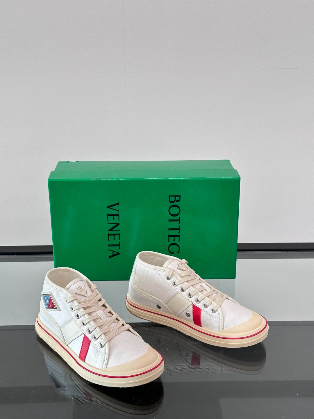 보테가 베네타 Bottega Veneta Eliot 스니커즈