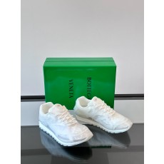 보테가 베네타 Bottega Veneta Orbit 스니커즈