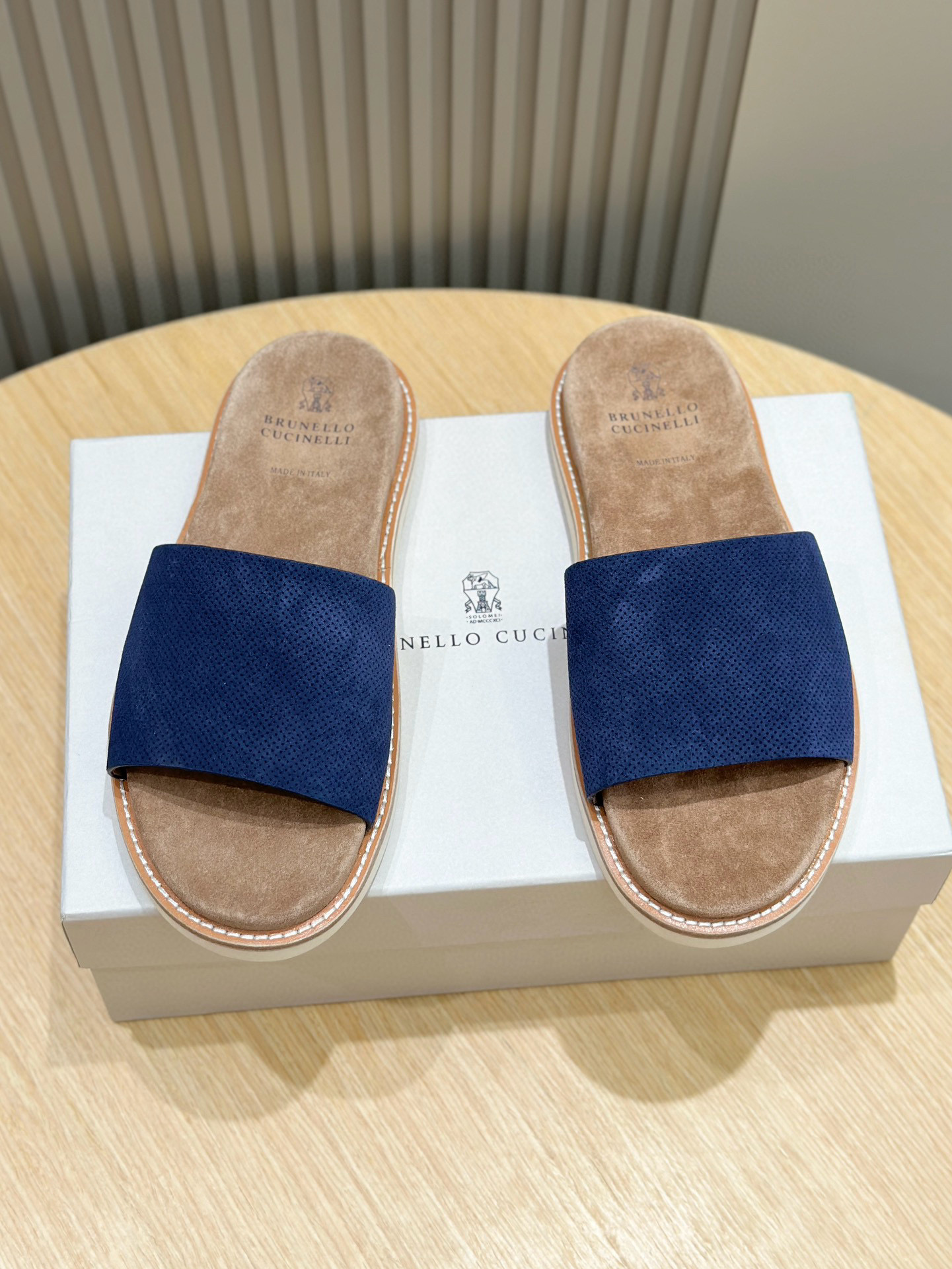 브루넬로 쿠치넬리 Brunello Cucinelli 슬리퍼