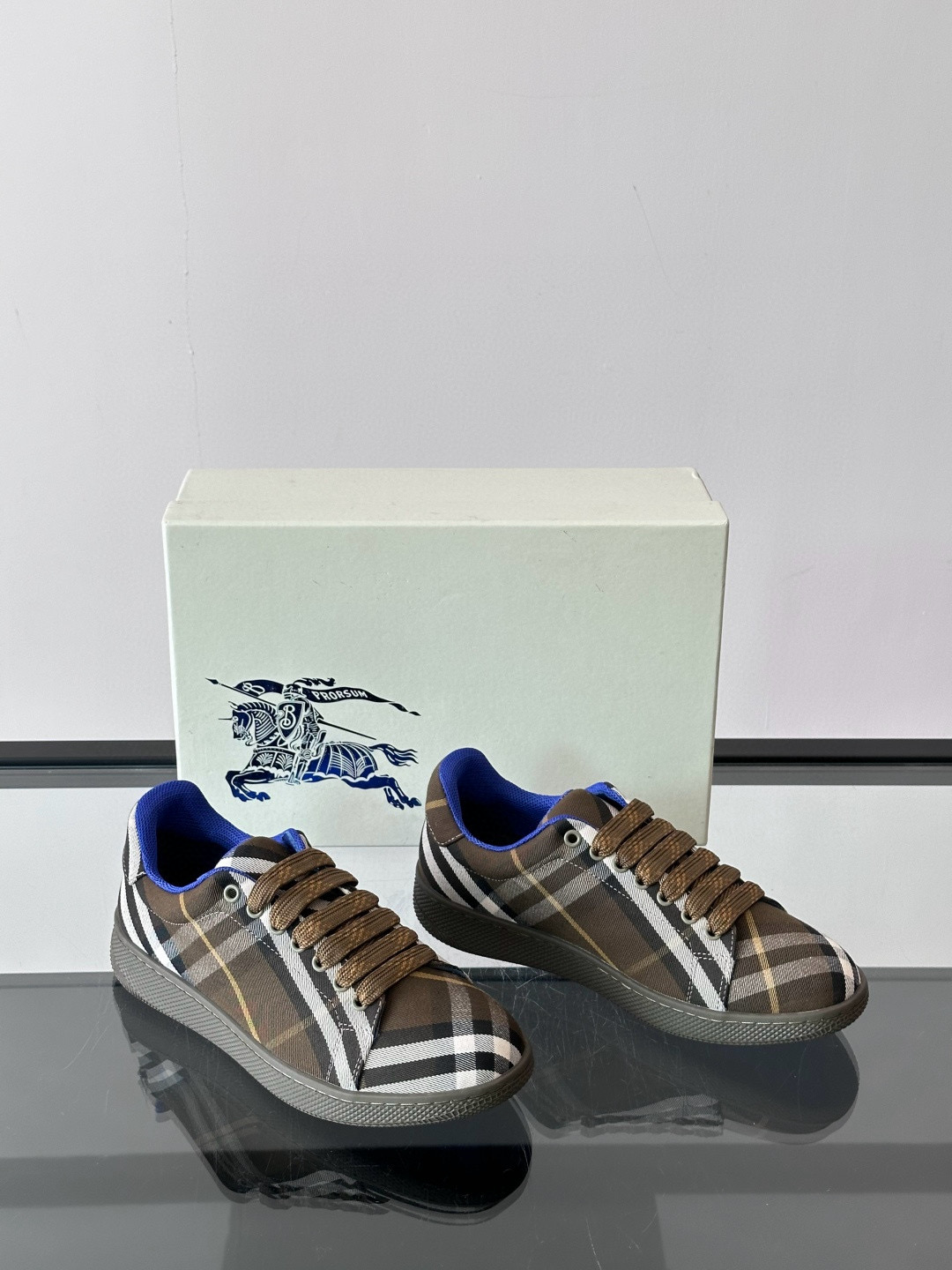 버버리 Burberry Terrace 스니커즈