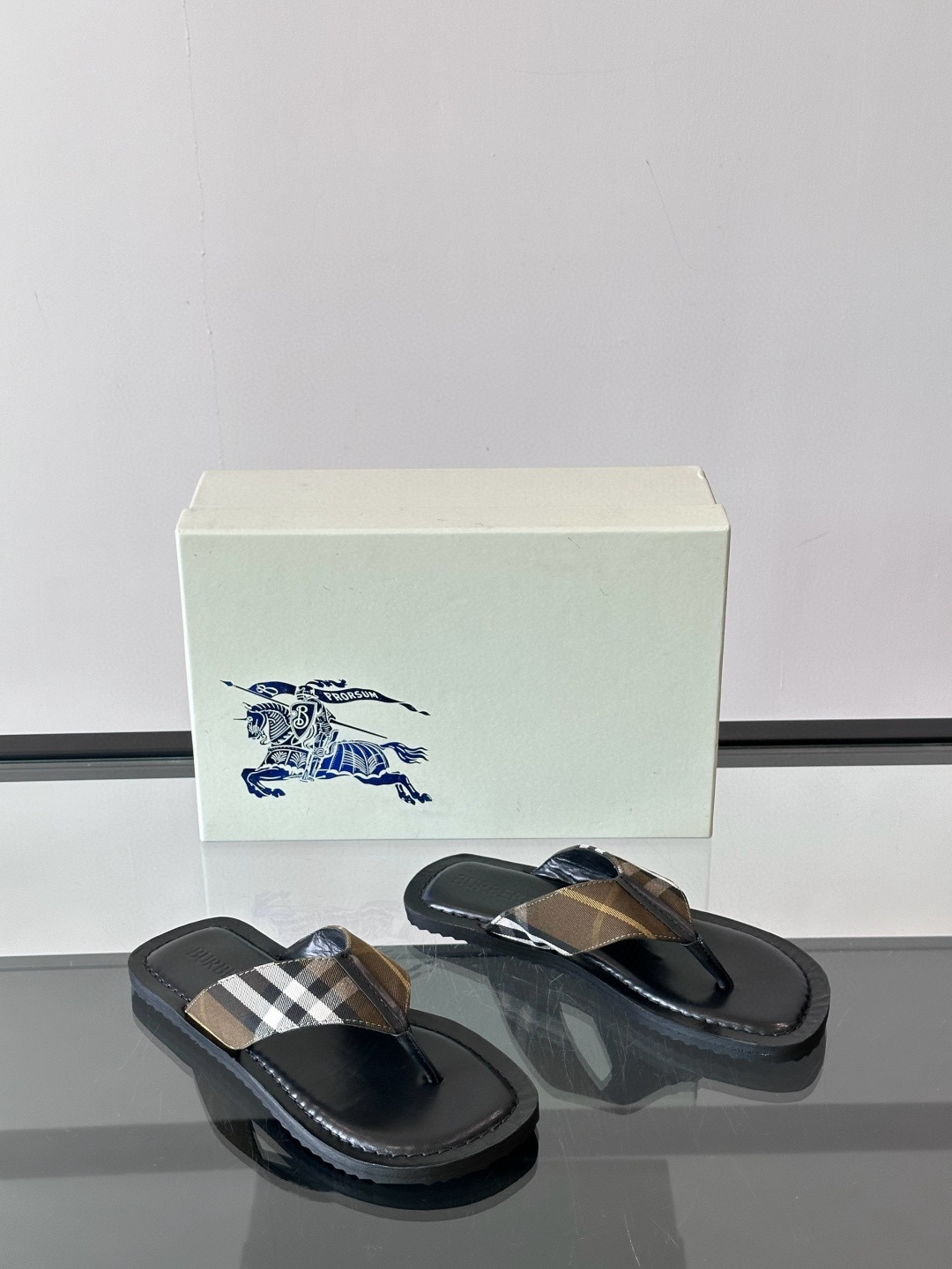 버버리 Burberry 슬리퍼