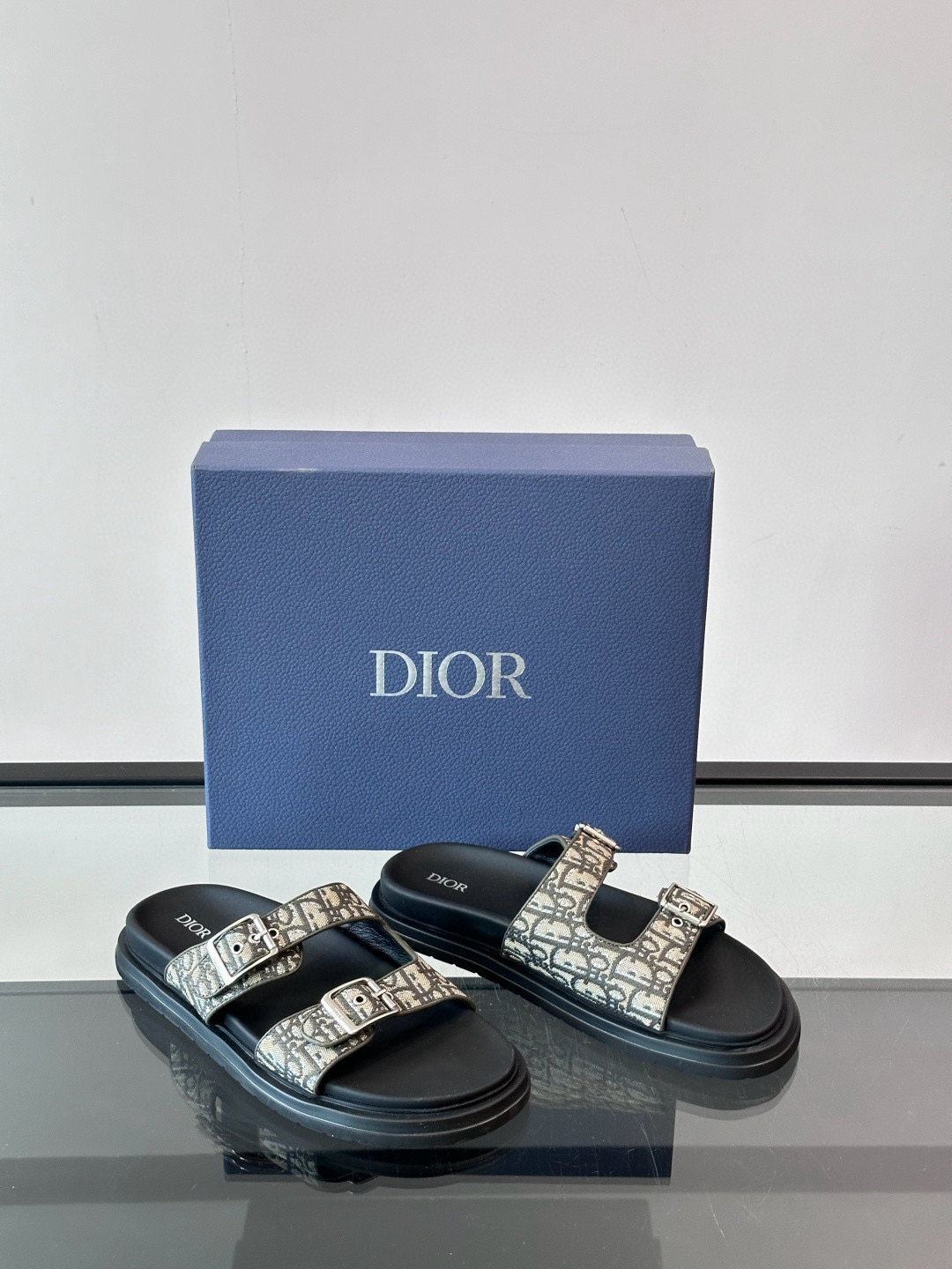 디올 Dior Aque 슬리퍼