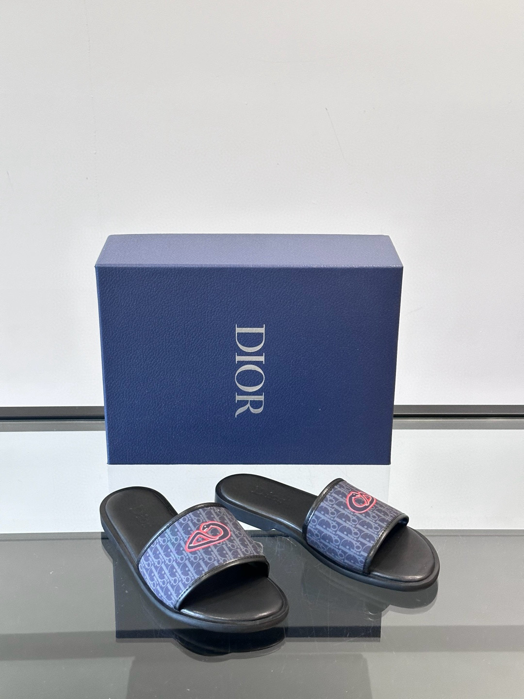 디올 Dior 슬리퍼