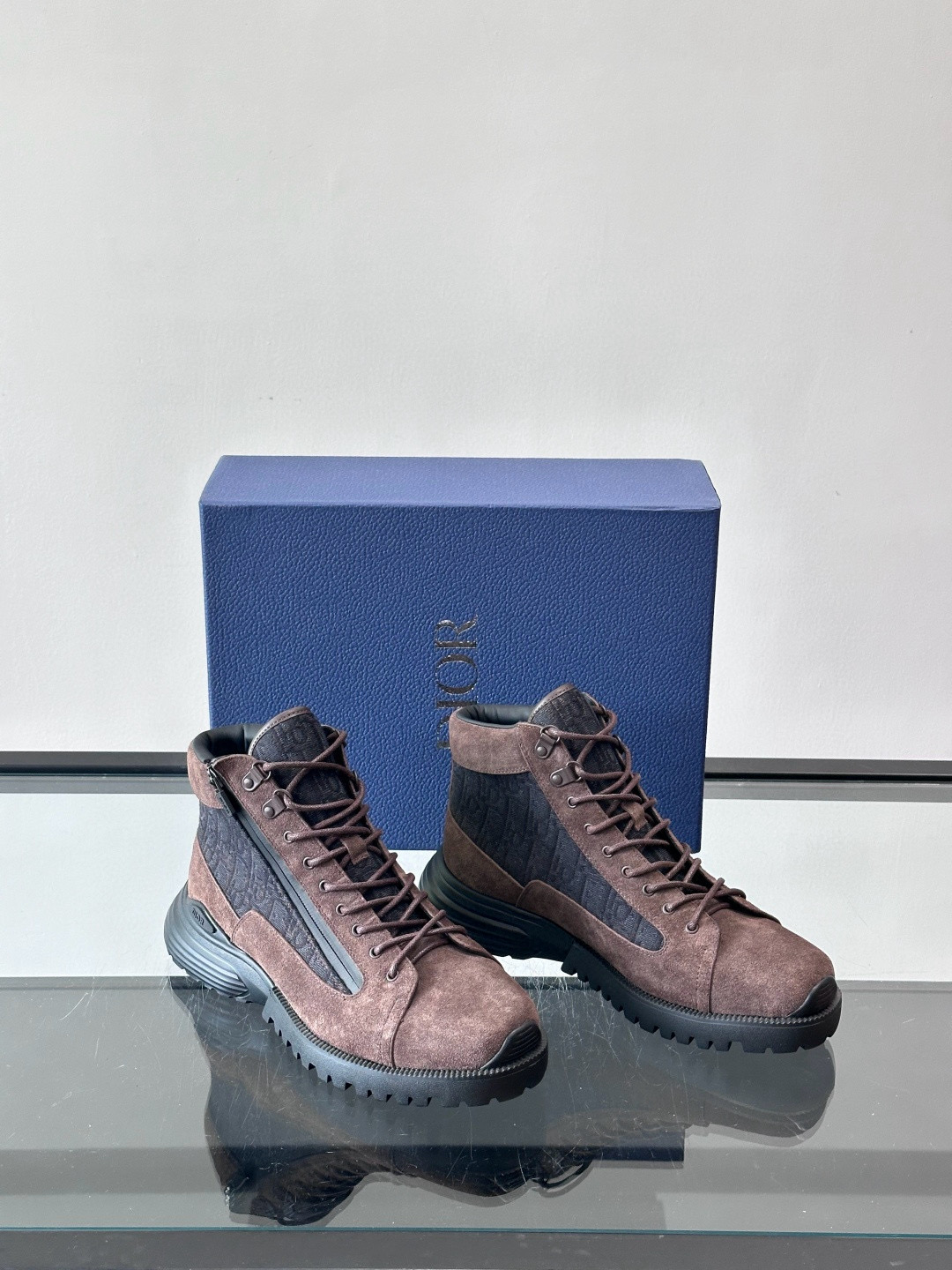 디올 Dior 스니커즈