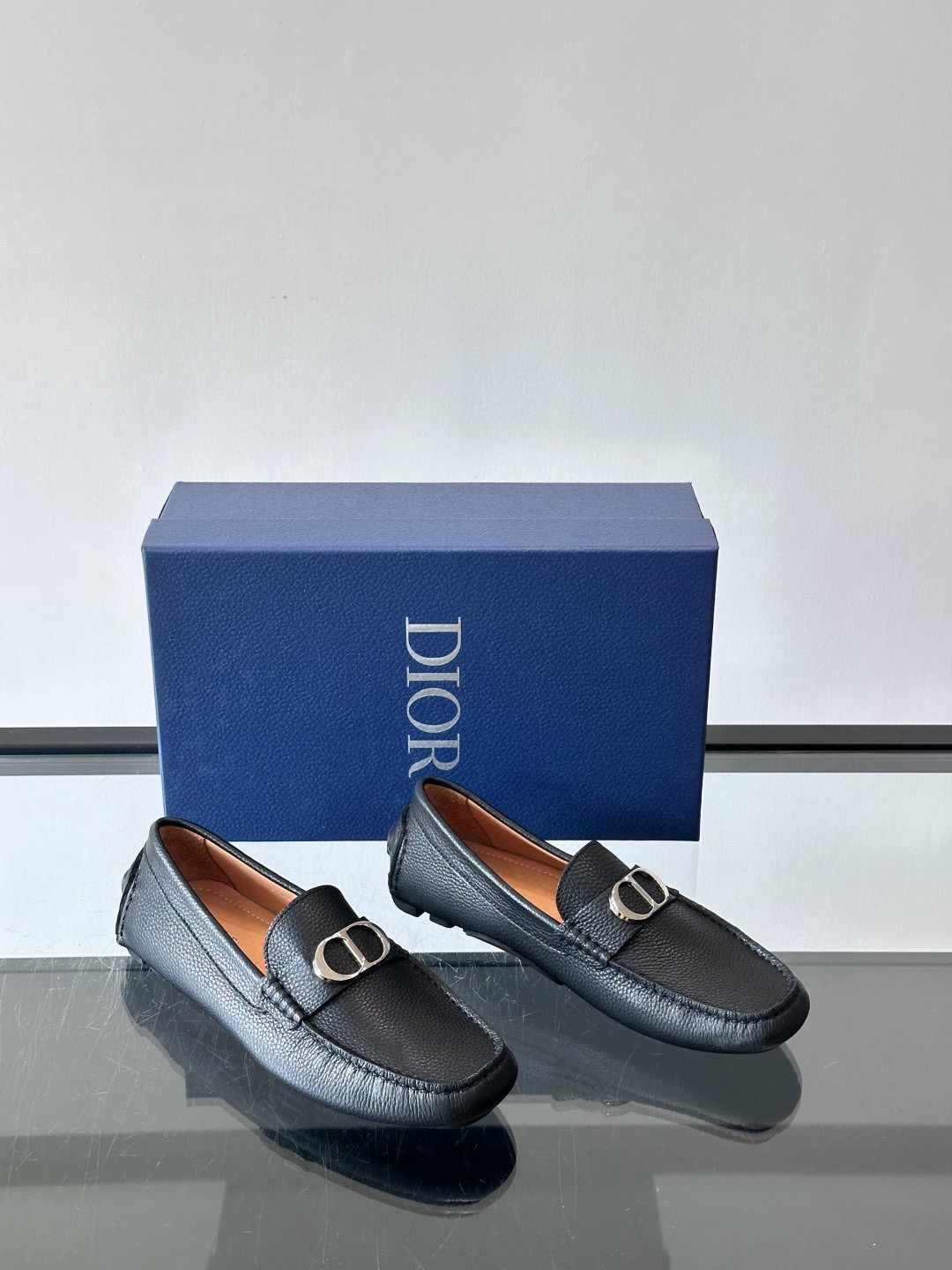 디올 Dior 로퍼 슈즈