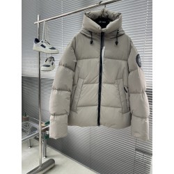 캐나다구스 Canada Goose 다운재킷.