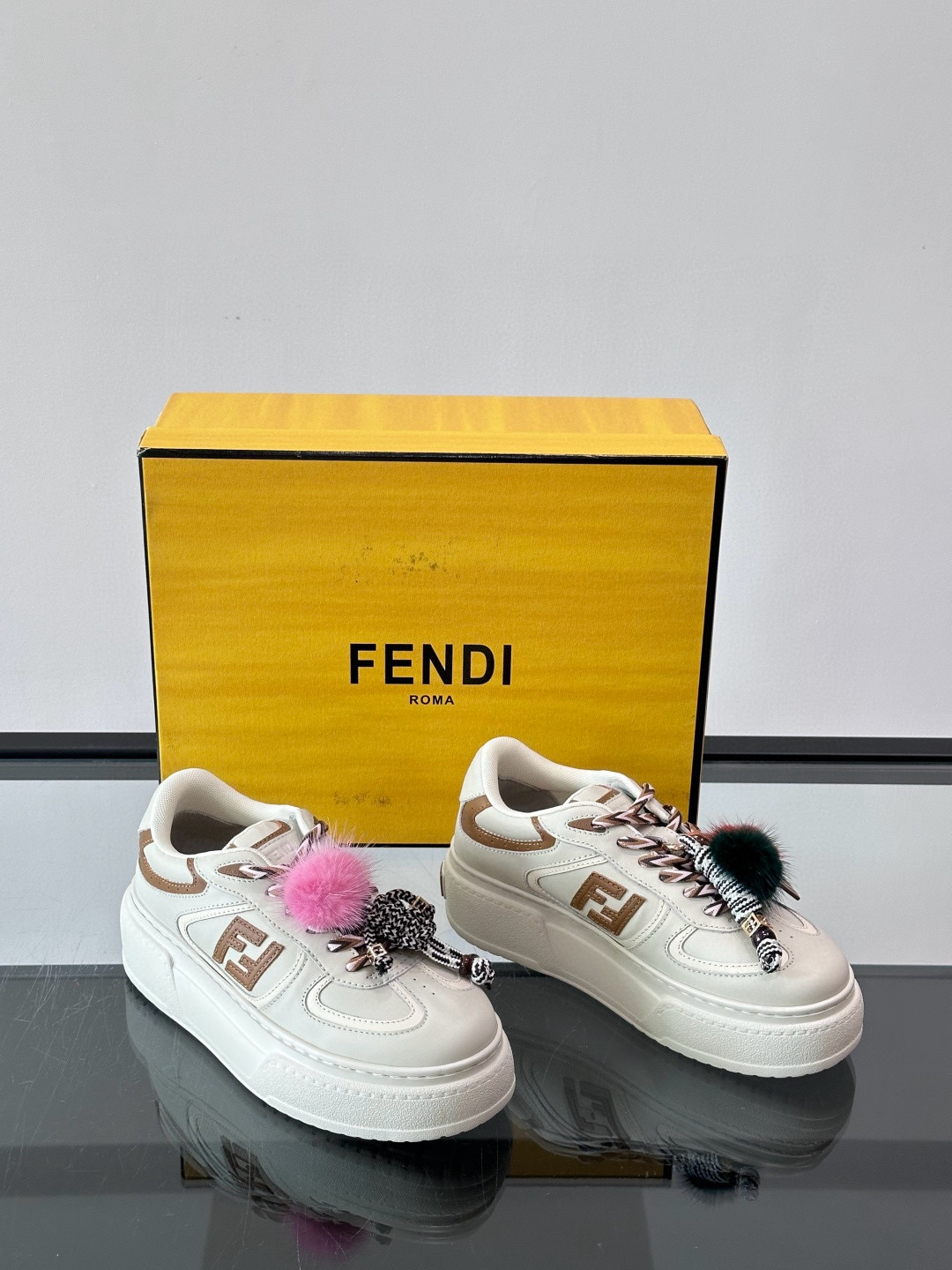 펜디 Fendi Match 스니커즈
