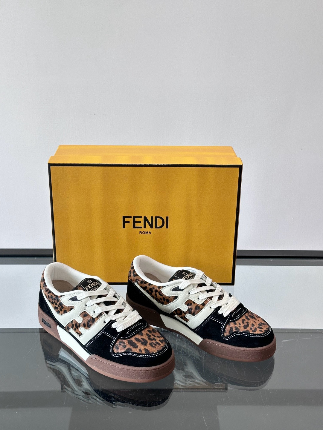 펜디 Fendi Match 스니커즈
