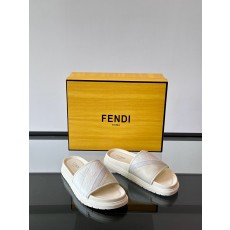 펜디 Fendi 슬리퍼