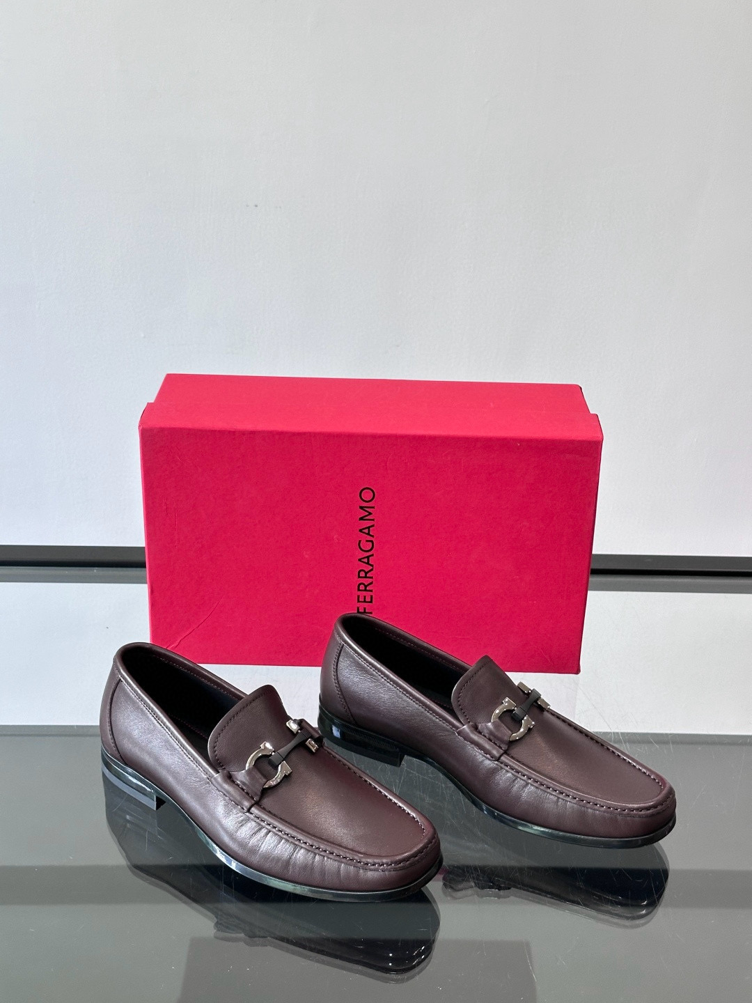 살바토레 페라가모 Salvatore Ferragamo 로퍼 슈즈