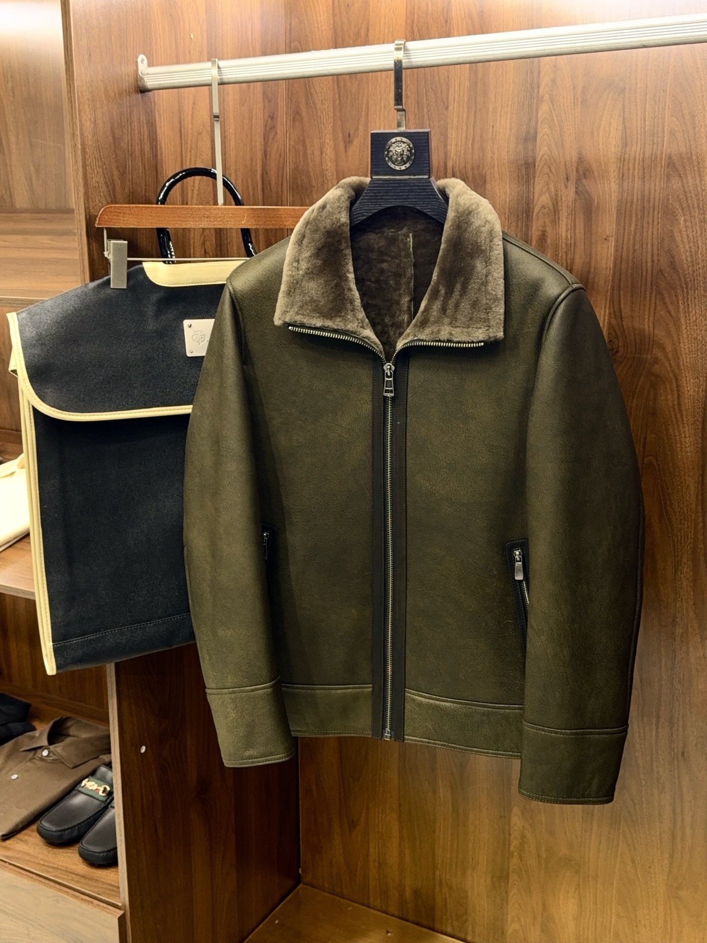 로로피아나 Loro Piana 레더자켓