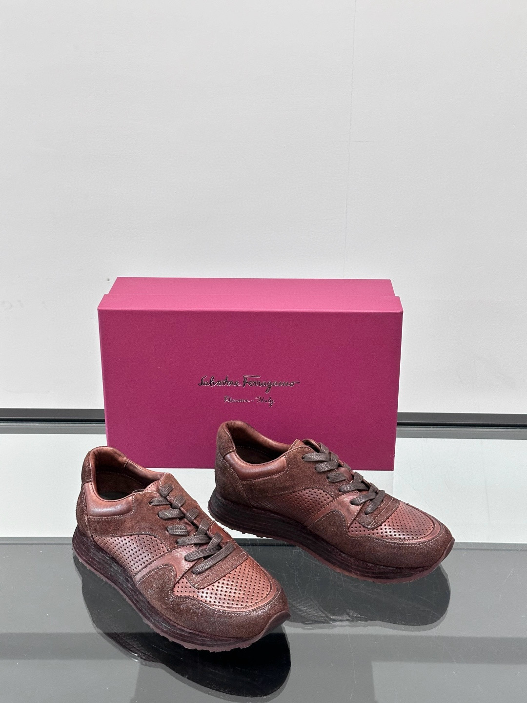 살바토레 페라가모 Salvatore Ferragamo 스니커즈