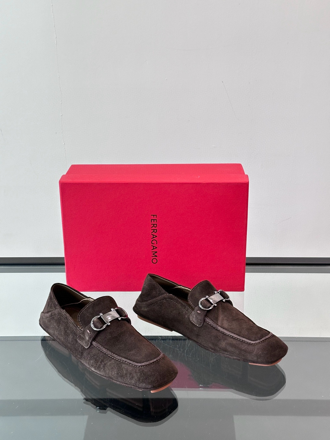 살바토레 페라가모 Salvatore Ferragamo 로퍼