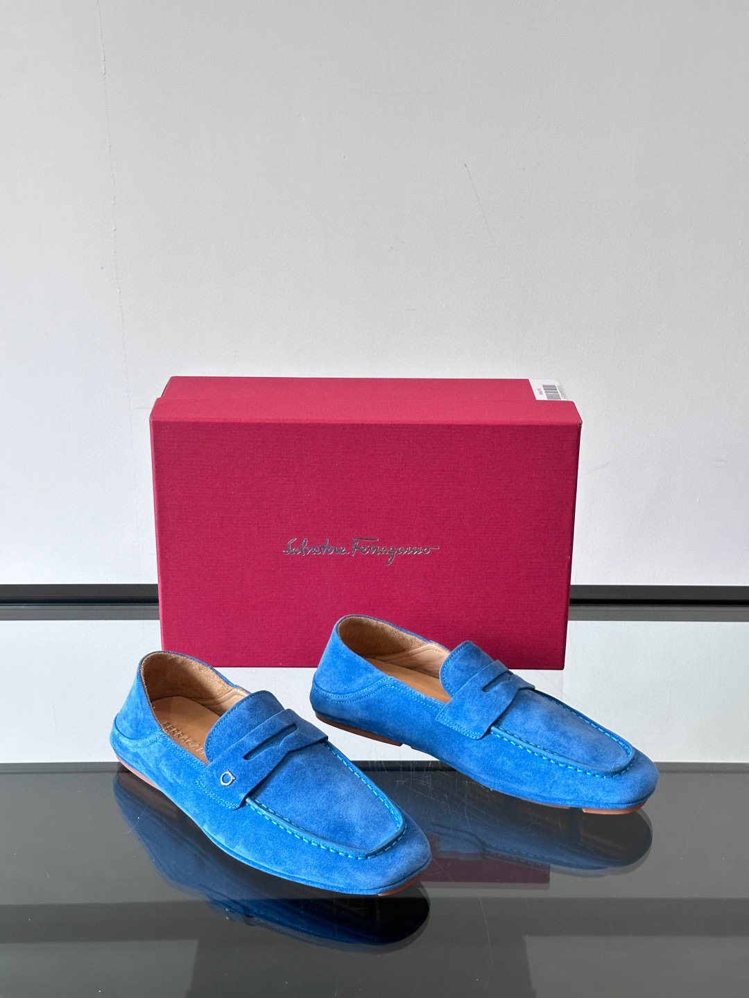 살바토레 페라가모 Salvatore Ferragamo 로퍼