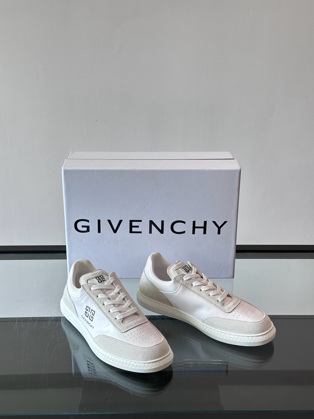 지방시 Givenchy 스니커즈