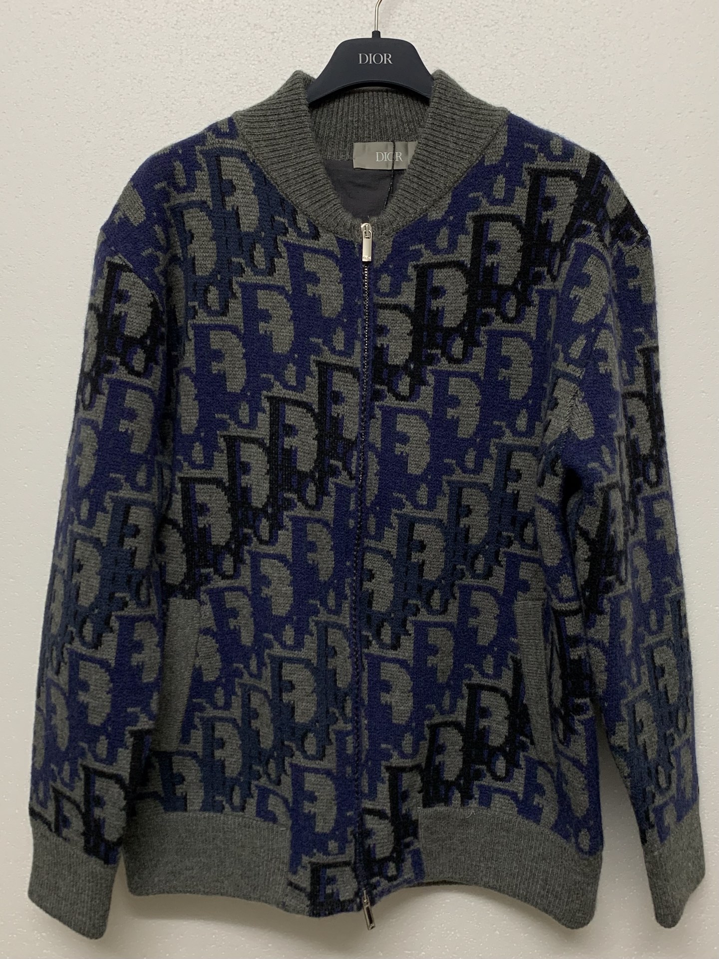 디올 DIOR 가디건