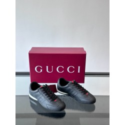 구찌 Gucci Shift 스니커즈