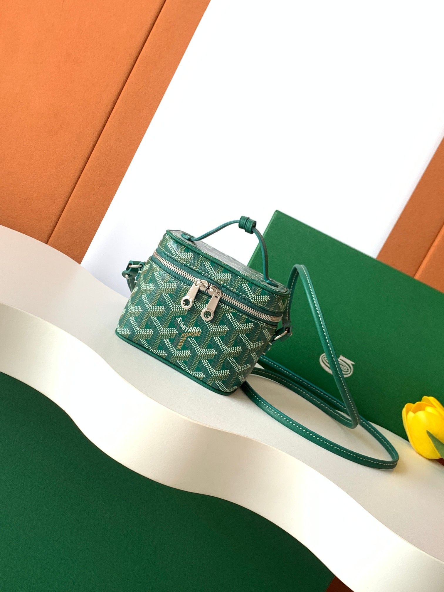 고야드 Goyard 8317 MUSE NANO 파우치