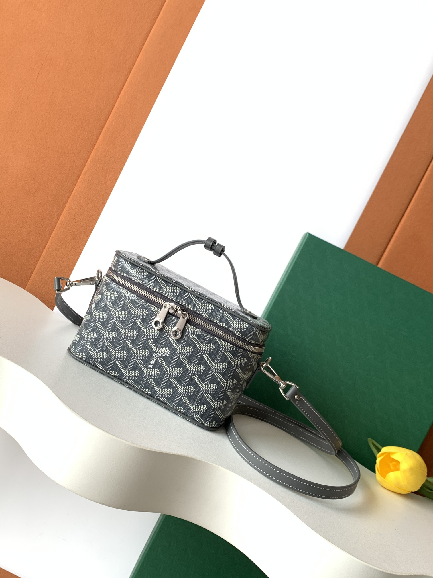 고야드 Goyard 8316 MINI MUSE 파우치 16cm