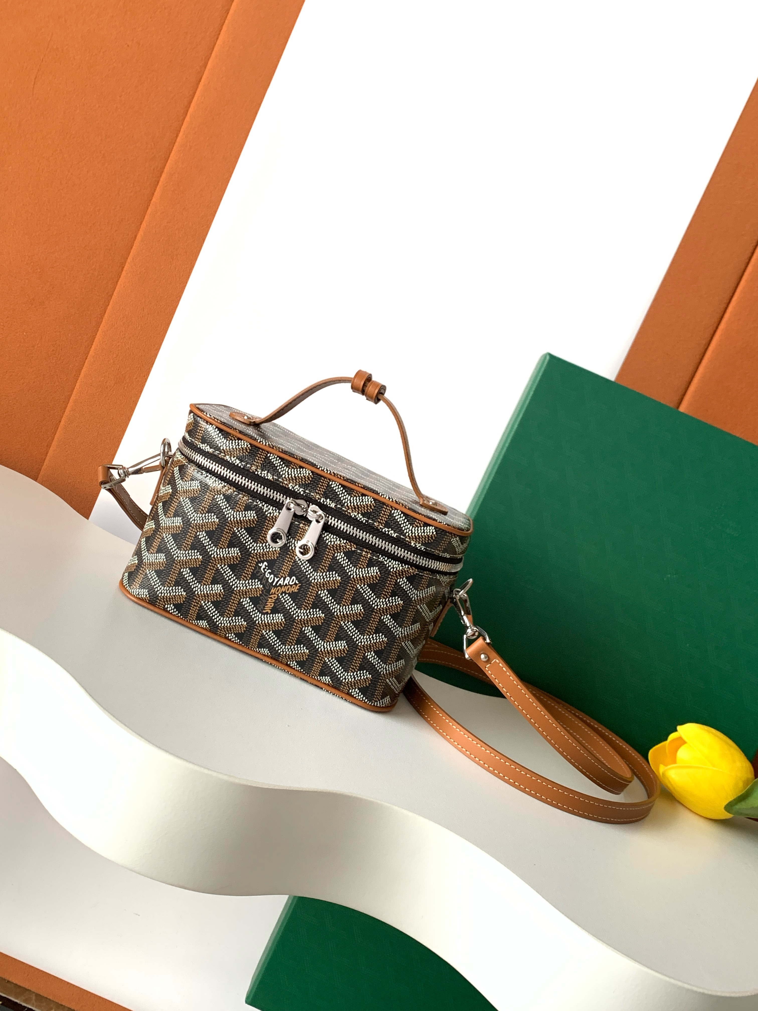 고야드 Goyard 8316 MINI MUSE 파우치 16cm