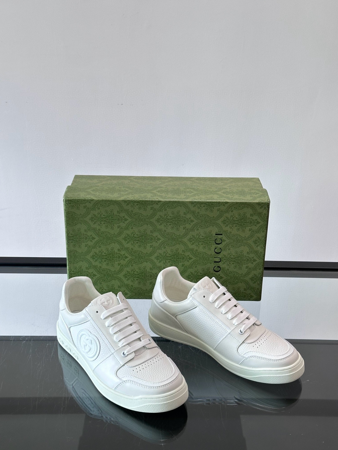 구찌 Gucci 스니커즈