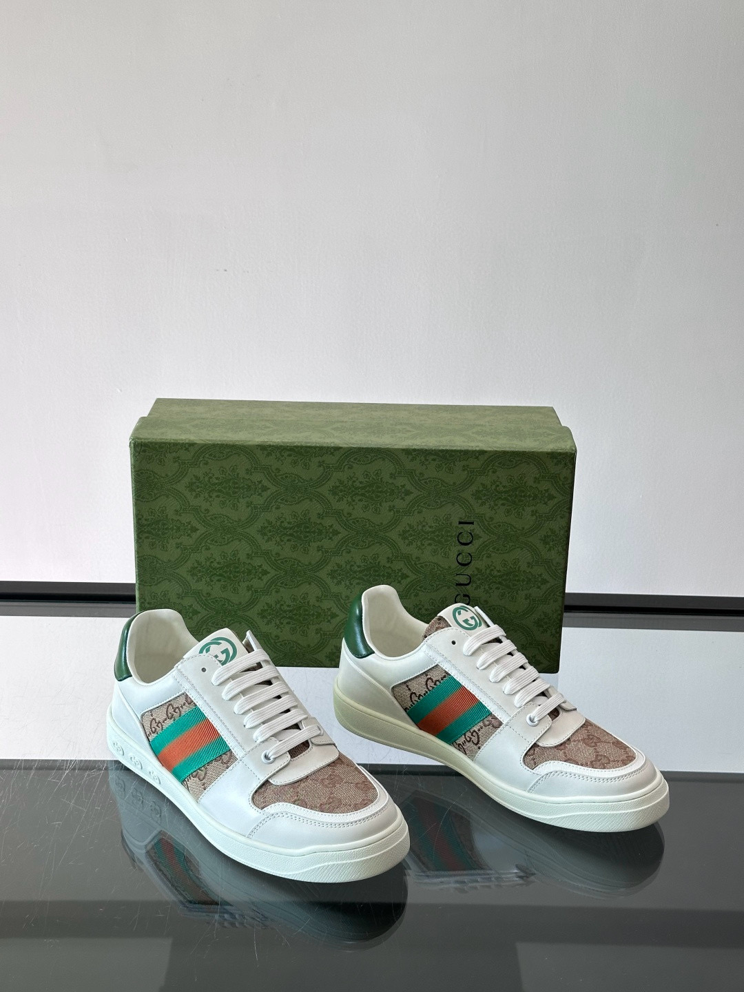 구찌 Gucci 스니커즈