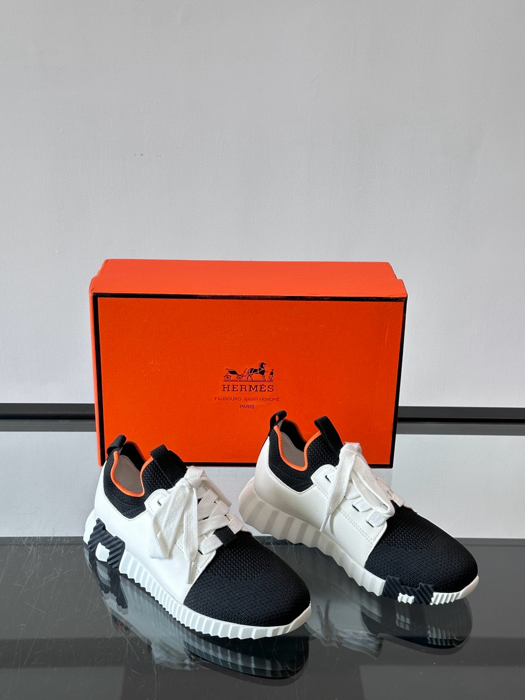 에르메스 Hermes Bouncing 스니커즈