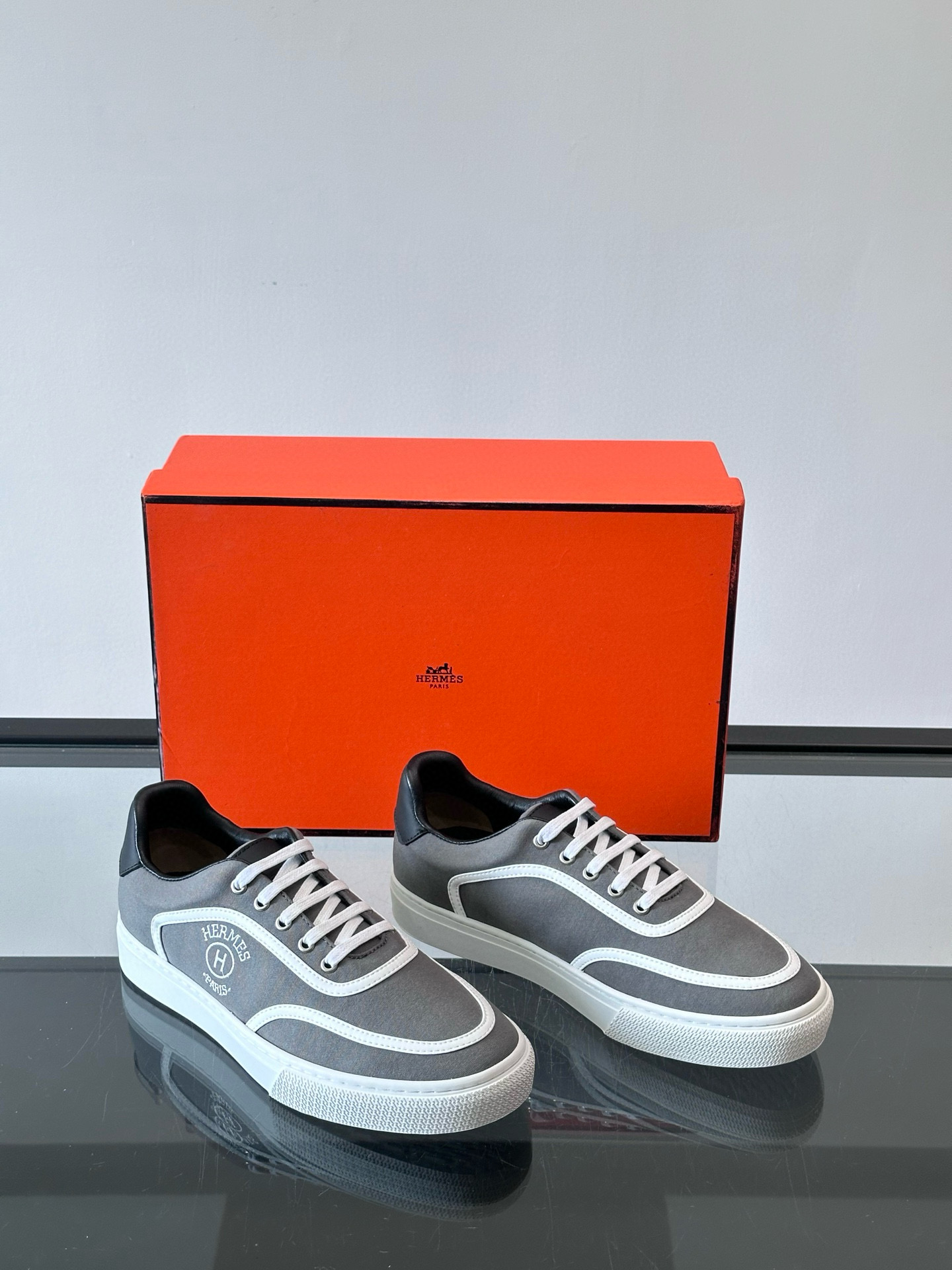 에르메스 Hermes Deep 스니커즈