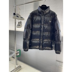 프라다 Prada 다운재킷