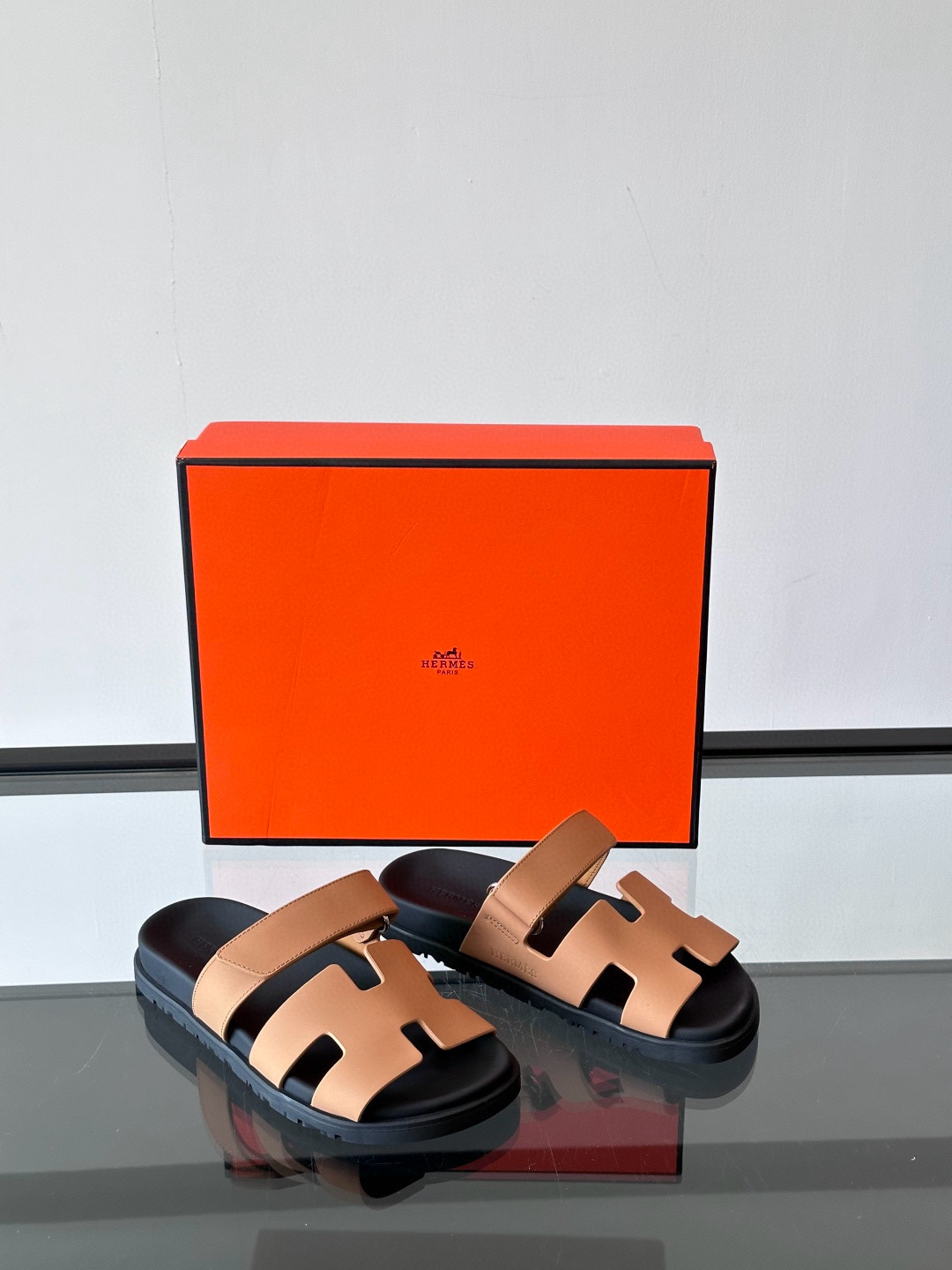 에르메스 Hermes Chypre Sandal Epsom 슬리퍼