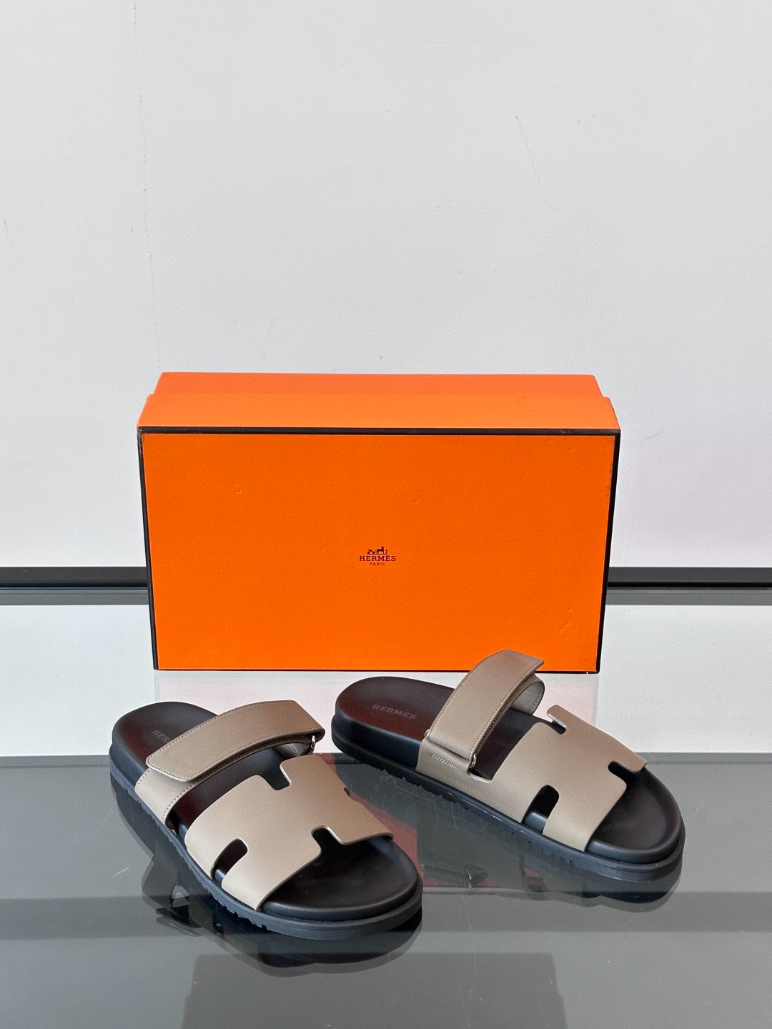 에르메스 Hermes Chypre Sandal 슬리퍼